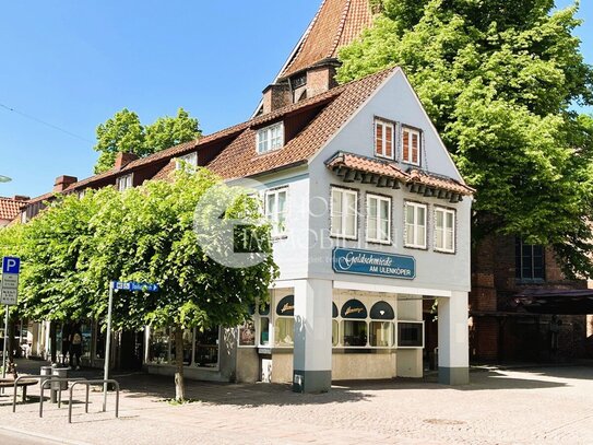 Historisches Juwel mit hohem Renditepotenzial: Geschäftshaus in Toplage der Uelzener Innenstadt