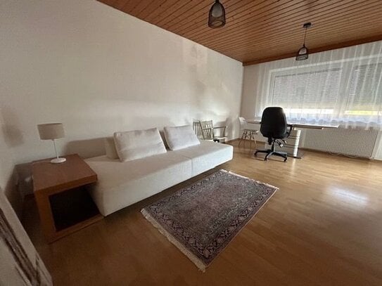 22qm WG-Zimmer mit Balkon, 2 Min zur U-Bahn!