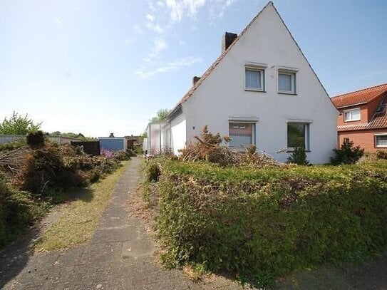 PROVISIONSFREI! FREISTEHENDES EINFAMILIENHAUS MIT TEILKELLER IN 21357 BARDOWICK