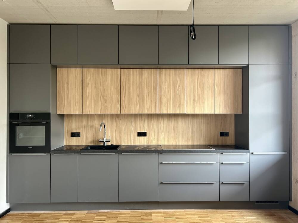 Kamin. Bad en Suite. Einbauküche. Ankleide. Urban Gardening