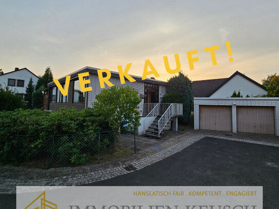 Bungalow mit Doppelgarage, großes Grundstück und Vollkeller in ruhiger Lage (Sackgasse)