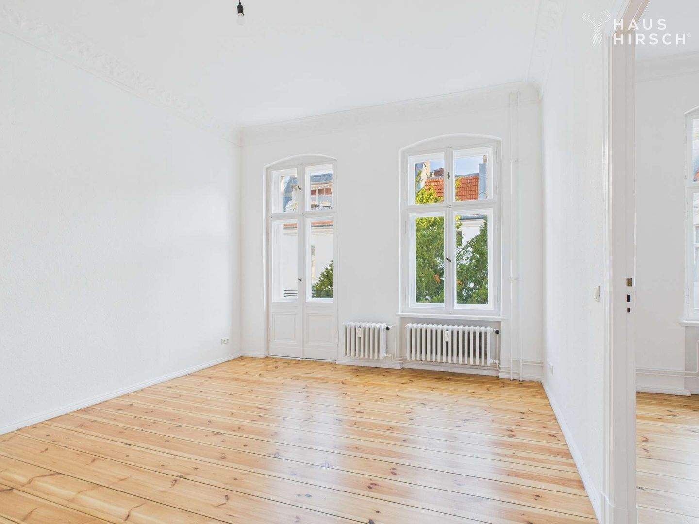 Frisch sanierte 2-Zimmer-Altbauwohnung (60 m²) in ruhigem Hinterhaus, Charlottenburg (10585)
