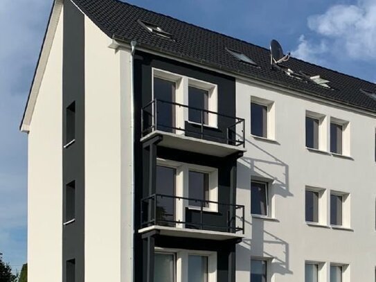 Familienwohnung mit Balkon - Große, ruhige 5-Raum