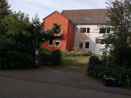 Sehr schönes 2 Fam. Haus mit Nebengebäuden in idyllischer Lage und großem Grundstück