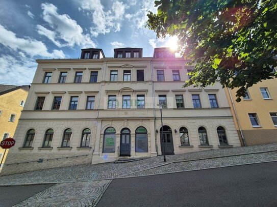 Moderne Wohlfühlwohnung in gepflegtem Stadthaus