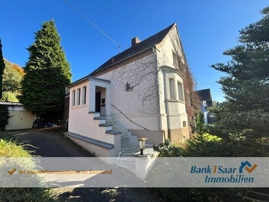 Gepflegtes, freistehendes Einfamilienhaus in Oberbexbach-Genialer Garten mit Garage und Dachterrasse