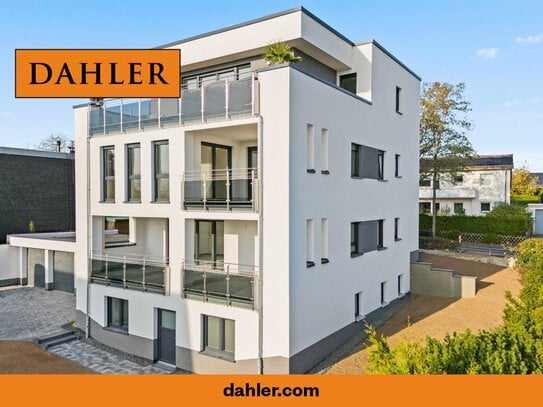 Moderne Neubau-Wohnung im Erstbezug mit großer Süd-West-Terrasse