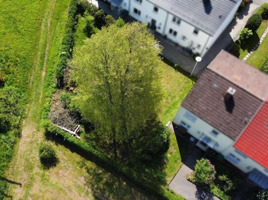 Baugrundstück in beliebter und naturnaher Südhang-Lage