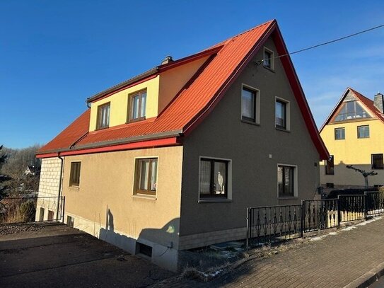 Einfamilienhaus mit freiem Blick in die Natur