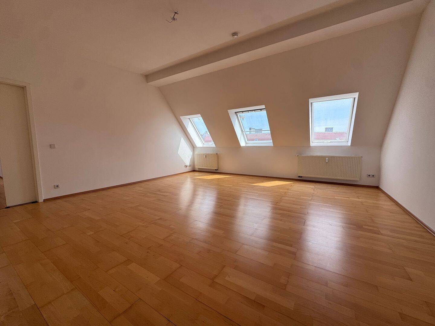 Großzügige 4-Zimmer-Wohnung in Berlin-Friedrichshain - Photo 1
