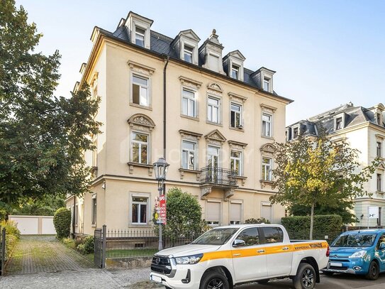 Gemütliche 40 m² in saniertem Altbau: 2-Zimmer-Wohnung in begehrter grüner Lage von Striesen-Ost