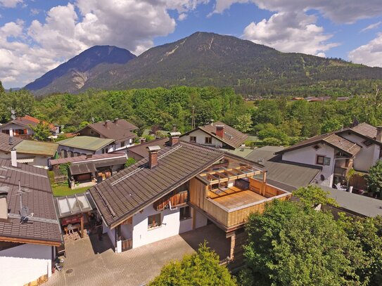 Charmantes Haus mit Bergblick & großzügiger Dachterrasse in Garmisch-Partenkirchen