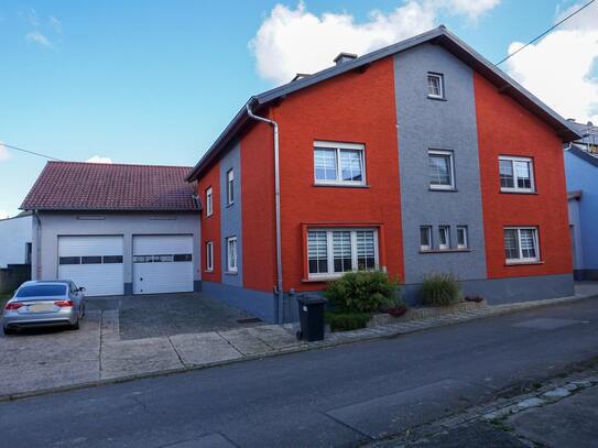 Mehrgenerationenhaus mit großzügigem Grundstück und Stallung