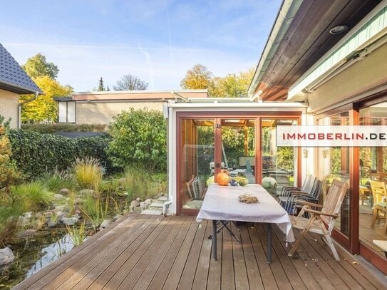 IMMOBERLIN.DE - Fabelhaftes Einfamilienhaus mit idyllischer Südterrasse & Westloggia auf Hammergrundstück beim Tegeler…