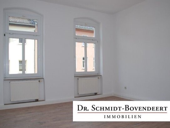 TOP LAGE! 70 m² große Etagenwohnung mit Einbauküche in beliebtem Ostviertel von Gera!