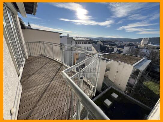 Dachterrasse mit Fernblick! Außergewöhnliche 4 Raum-DG-Wohnung!