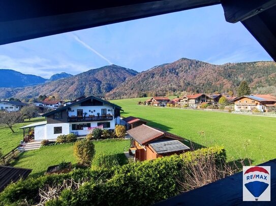 Schicke Dachgeschosswohnung im Chiemgau