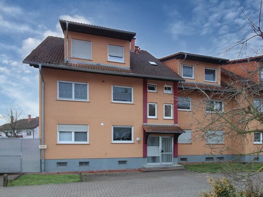 Dachgeschosswohnung Nähe Feldrand