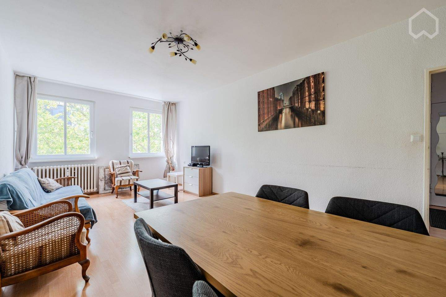 Helle & Voll möblierte 2-Zimmer-Wohnung in Bestlage Charlottenburg-Westend , Ruhig, Grün und zentral gelegen mit besten Verkehrsanbindungen - Foto 1