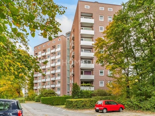 Frei werdende 2-Zimmer-Wohnung mit Loggia, Tageslichtbad und Aufzug in Hamburg Niendorf