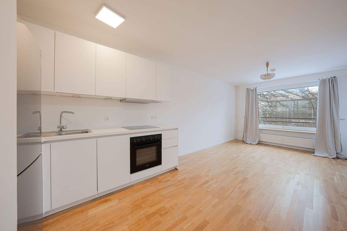 Neu gedacht. Neu gemacht. 2 Zimmer im Erstbezug nach Sanierung in Rotherbaum