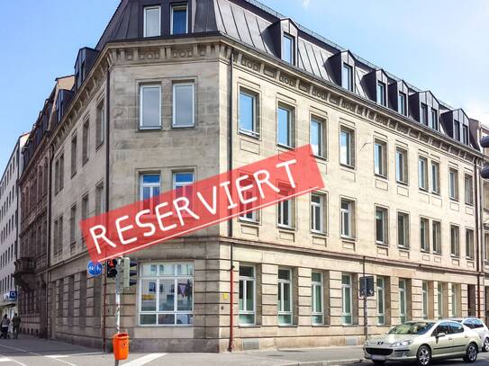 RESERVIERT --- 2 gepflegte Mehrfamilienhäuser im Paket in zentraler Lage