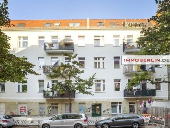 IMMOBERLIN - Ruhiglage beim Bahnhof Lichtenberg: Altbauwohnung mit Terrasse für Wohn- und/oder Gewerbenutzung