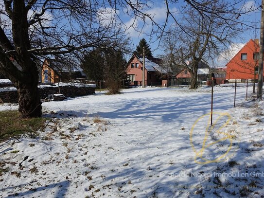 Baugrundstück an ruhiger Seitenstraße in zentraler Lage zu verkaufen