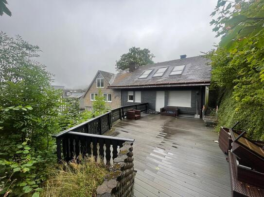 Pension, Wohnhaus u. neue Dachstudiowohnung mit Weitblick