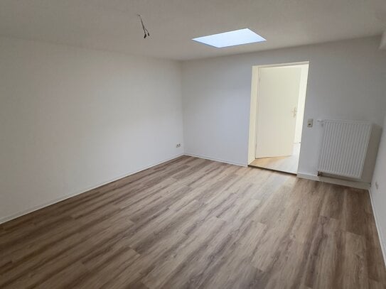 ***Renovierte und sanierte 2-Zimmer-Wohnung direkt in der Innenstadt****