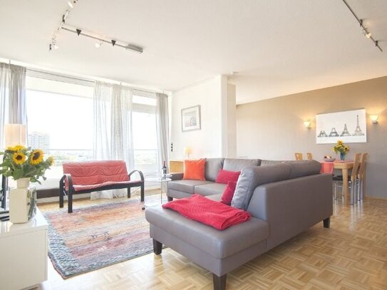 Bright, spacious and homely apartment, fully fitted and furnished, wi-fi, balcony