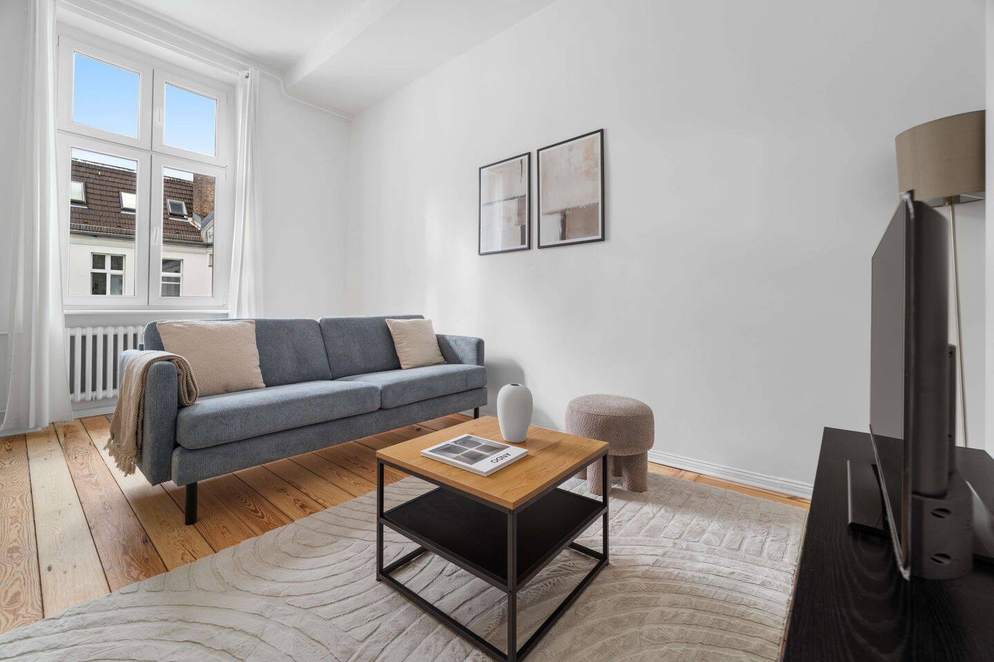 Wunderschöne 2 Zimmer Wohnung in toller Lage- voll möbliert - Photo 1