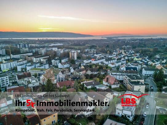 Sanierung oder Neubau: Seeblick in privilegierter Lage!