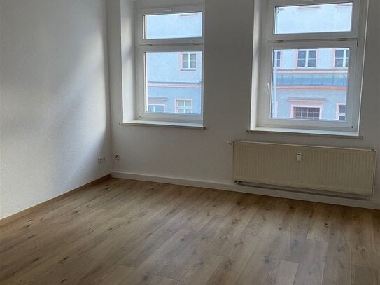 Chemnitz-Lutherviertel* neu sanierte 3 Zimmer-Wohnung* 1.OG* Tageslichtbad mit Dusche* sep. Küche