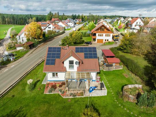 Junges Einfamilienhaus mit großem Garten und 152 m² Wohnfläche | Carport | überdachte Terrasse