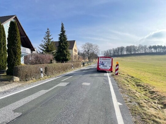 2 x vorhanden: Bauplätze mit freier Sicht über Felder & Wiesen in Hauswalde!