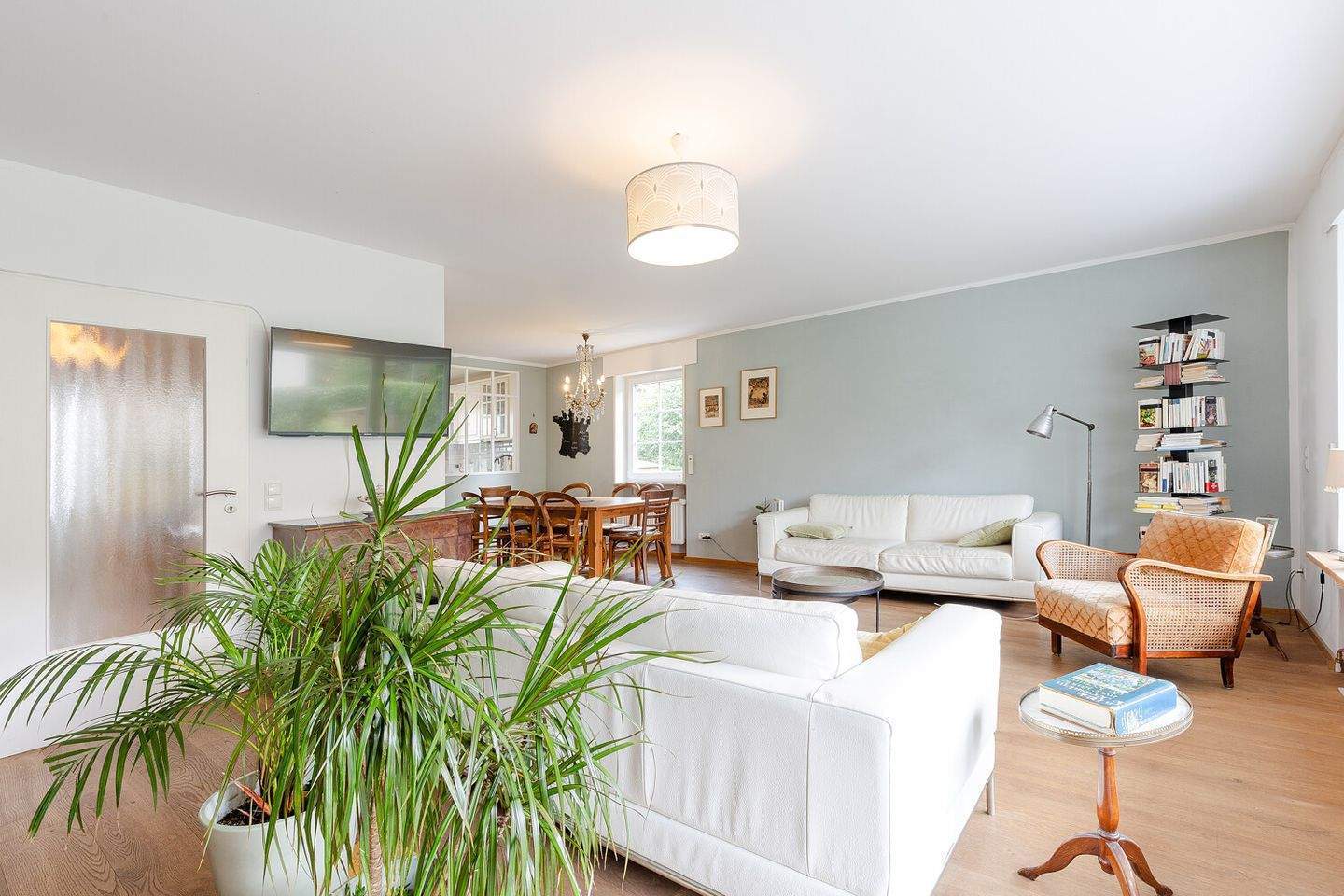 Großzügiges Stadthaus direkt am Niddapark