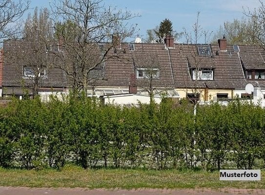 Ein Fall für den Handwerker! Einfamilien-Reihenmittelhaus - provisionsfrei