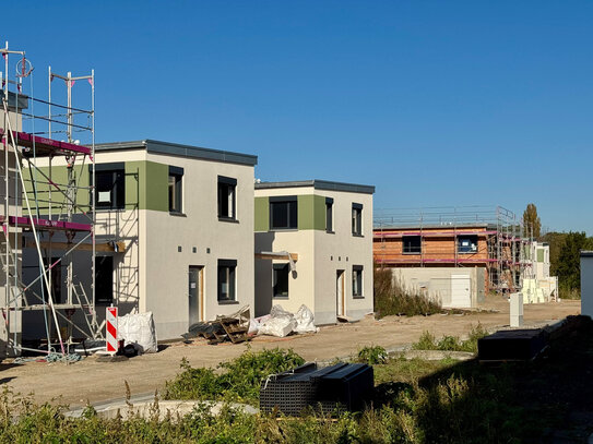 NEUBAU EFH in Grafenrheinfeld, Provisionsfrei Holzmassiv-Bauweise