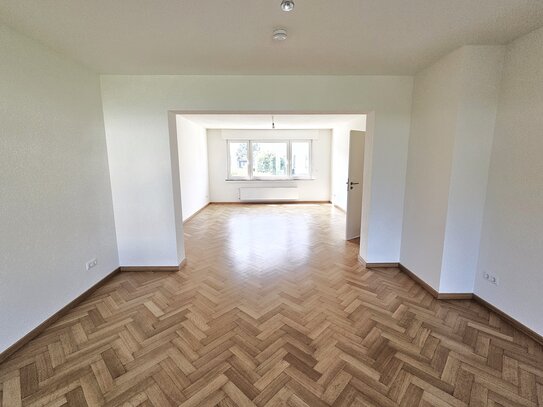 Komplett saniertes Einfamilienhaus 4,5 Zimmer 130 qm Bonn-Buschdorf