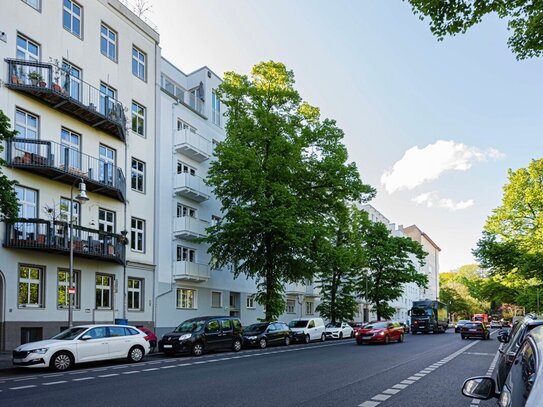 Provisionsfrei investieren: Vermietete Single-Wohnung am Viktoriaparkt - KREUZBERGER BESTLAGE