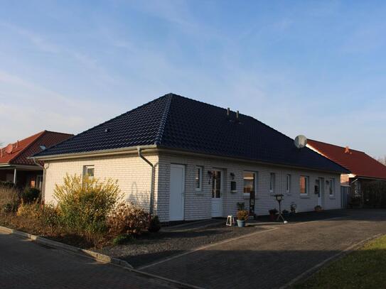 Attraktives Doppelhaus in ruhiger Siedlungslage in 26826 Weener