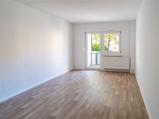 ++ zentrumsnah ++ Singlewohnung mit Südbalkon und großer Küche