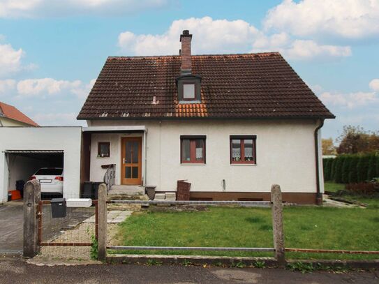 Baugrundstück mit Altbestand in ruhiger Lage