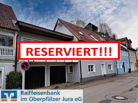 RESERVIERT!!! Entkerntes Haus in idyllischer Lage nach Ihren Wünschen ausbauen. Verwirklichen Sie Ihren Traum vom Eigen…