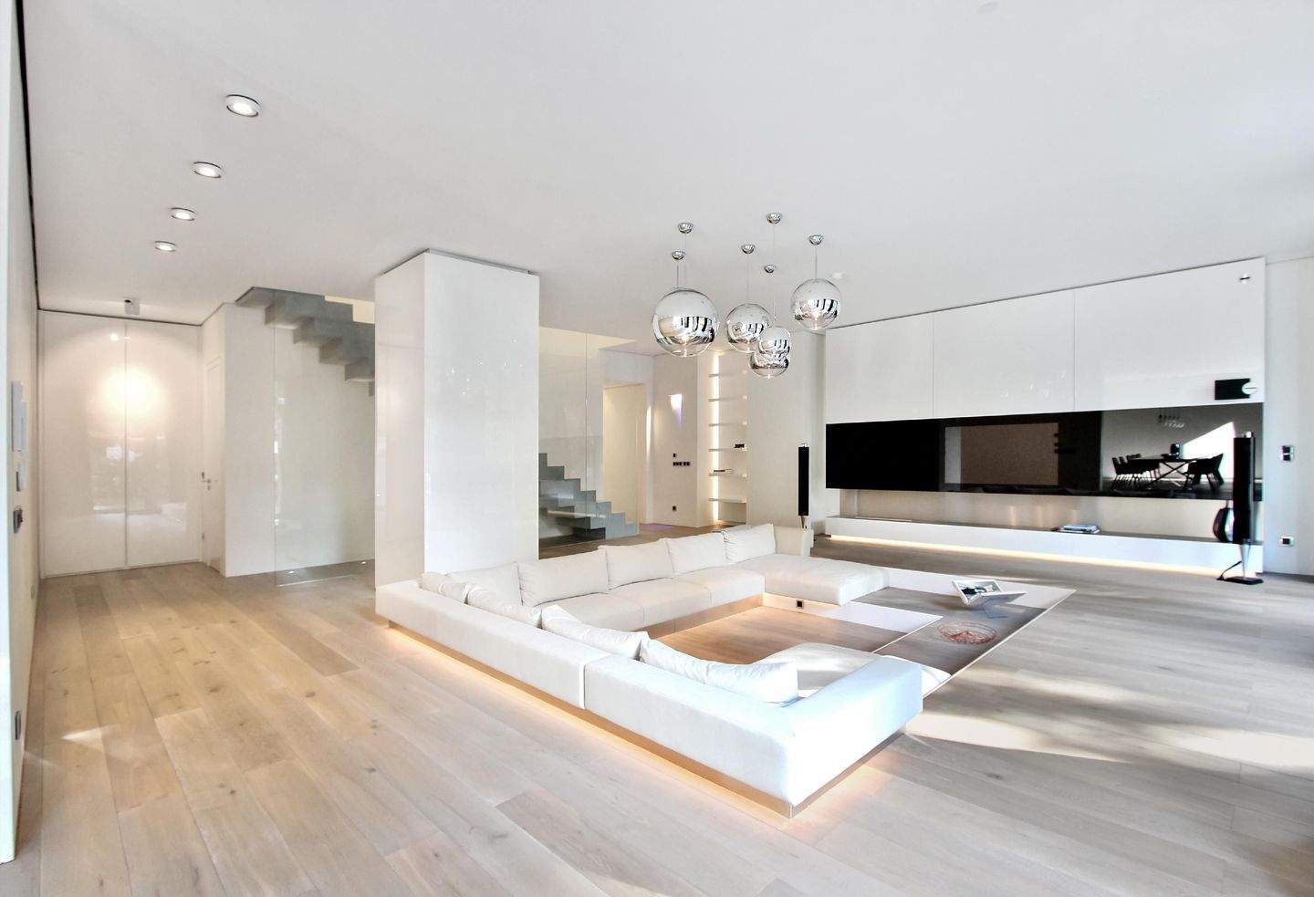 YOO Berlin Design-Juwel: Luxuriöses Townhouse mit in-House Spa - Foto 1