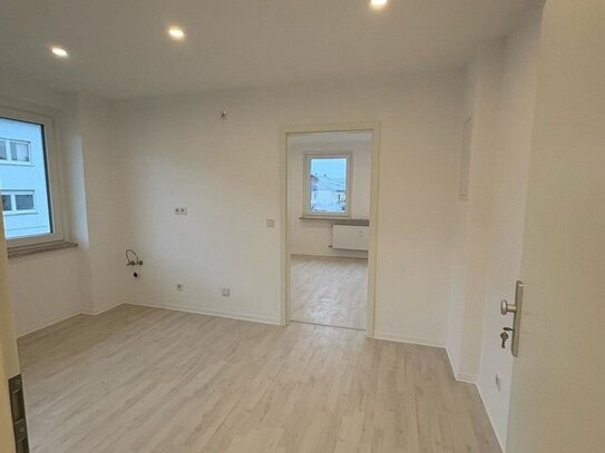 + + + SANIERTE 1 ZKB WOHNUNG FURPACH + + +