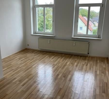 Günstige 1-Zimmer mit Tageslichtbad