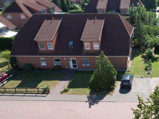 Charmante Eigentumswohnung im Obergeschoss - Ruhige Lage im begehrten "Parkviertel" von Ludwigslust!