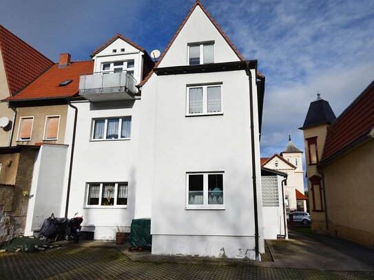 Stilvolles Mehrfamilienhaus in bester Lage von Ballenstedt: